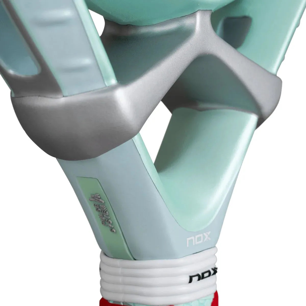 Padelschläger Test Nox Ventus Hybrid 12K Lite