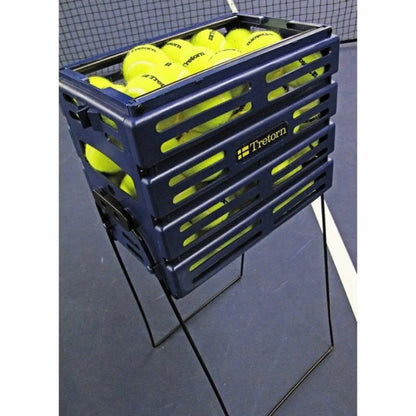 Korb mit 80 Tretorn Tennisbällen