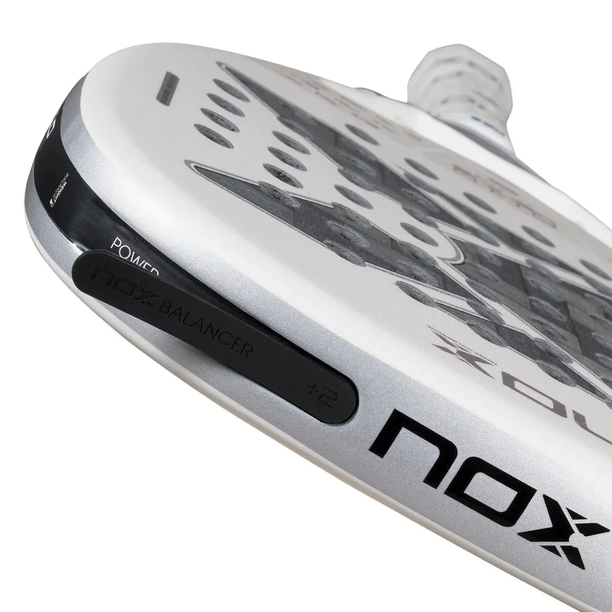 Padelschläger Test Nox AT10 Genius Attack 12K Alum Xtreme von Agustin Tapia