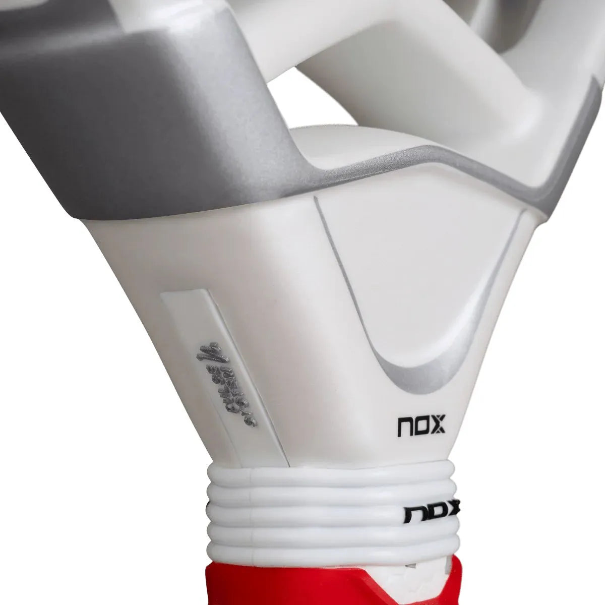 Padelschläger Test Nox AT10 Genius Attack 12K Alum Xtreme von Agustin Tapia